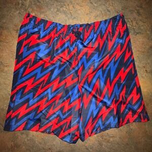 DSG Youth Athletic Fit Train Shorts, XL, Red & Blue Zigzag Pattern